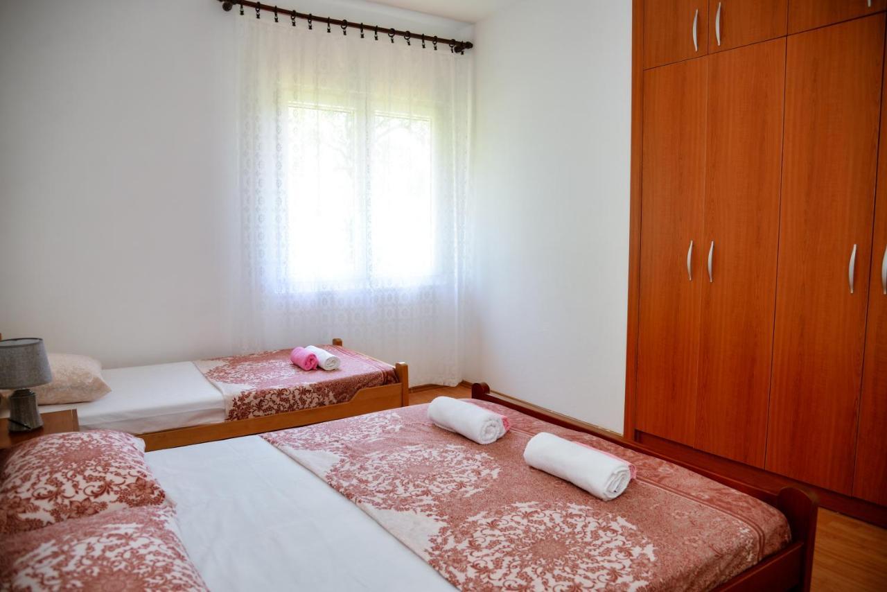Apartment Nikola Котор Екстер'єр фото
