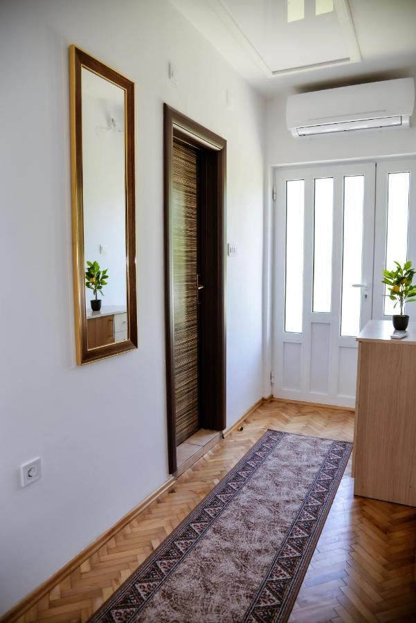 Apartment Nikola Котор Екстер'єр фото